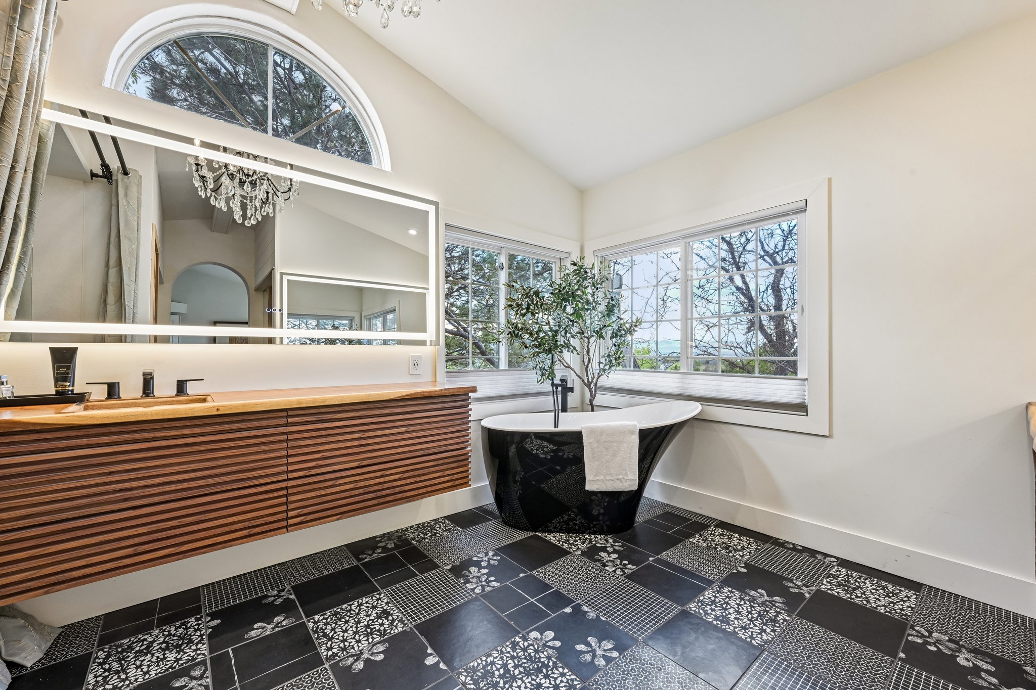 Sulton Ct-S1005-037.jpg