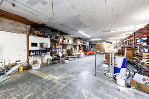  Photo 93