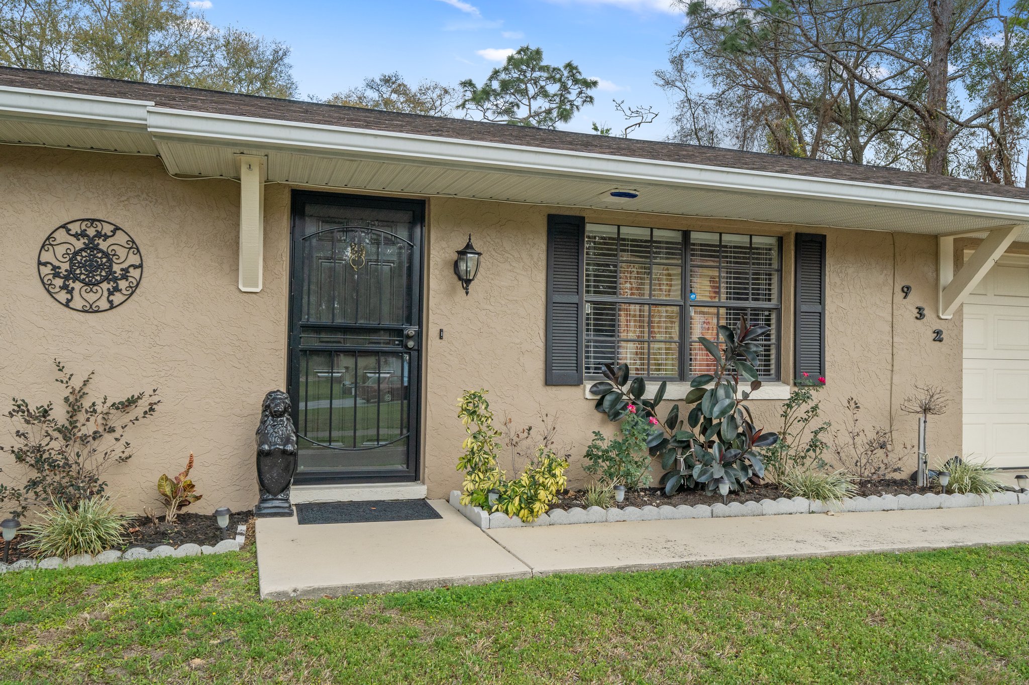 932 S Apopka Ave, Inverness, FL 34452 Admired Images LLC