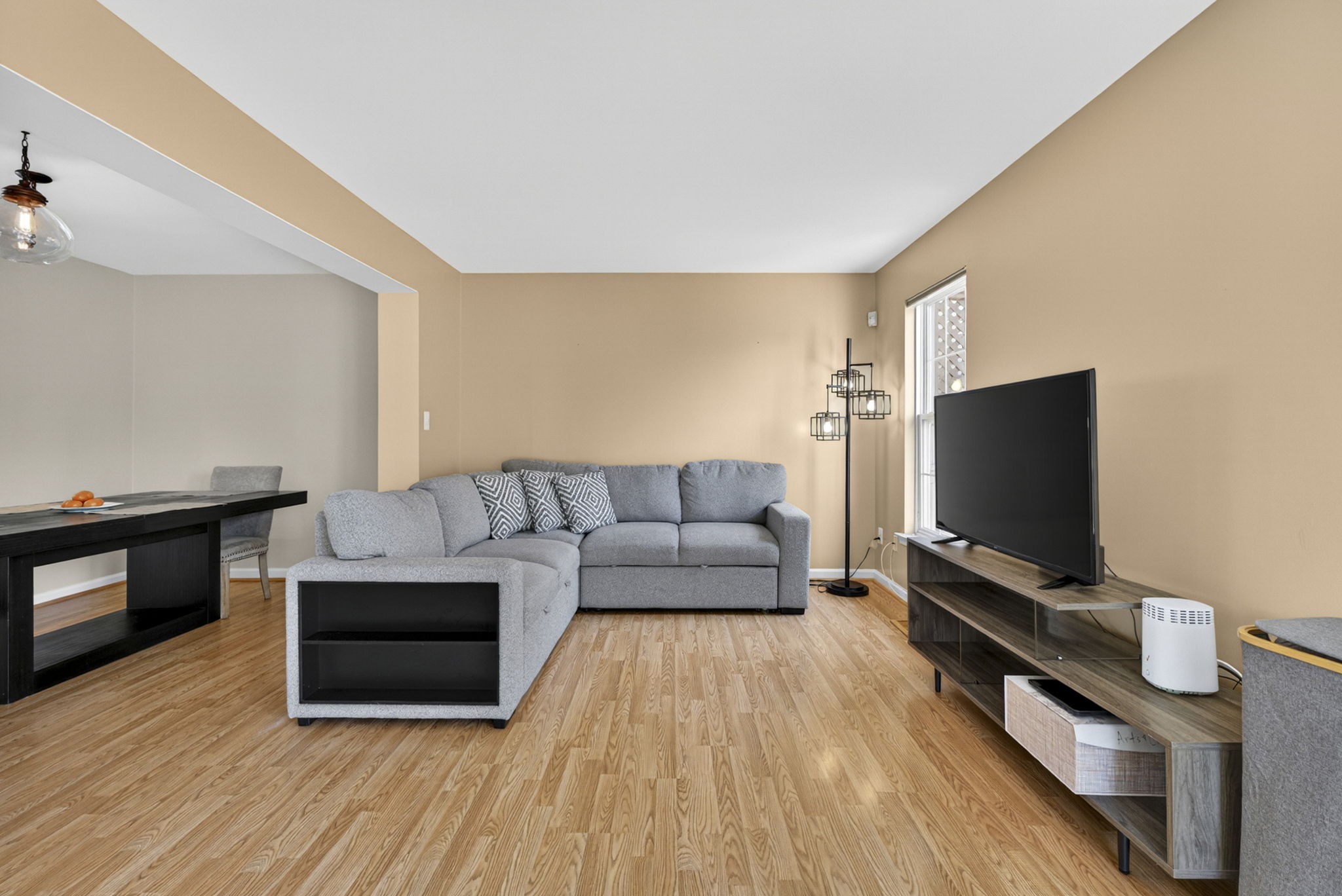  Photo 12