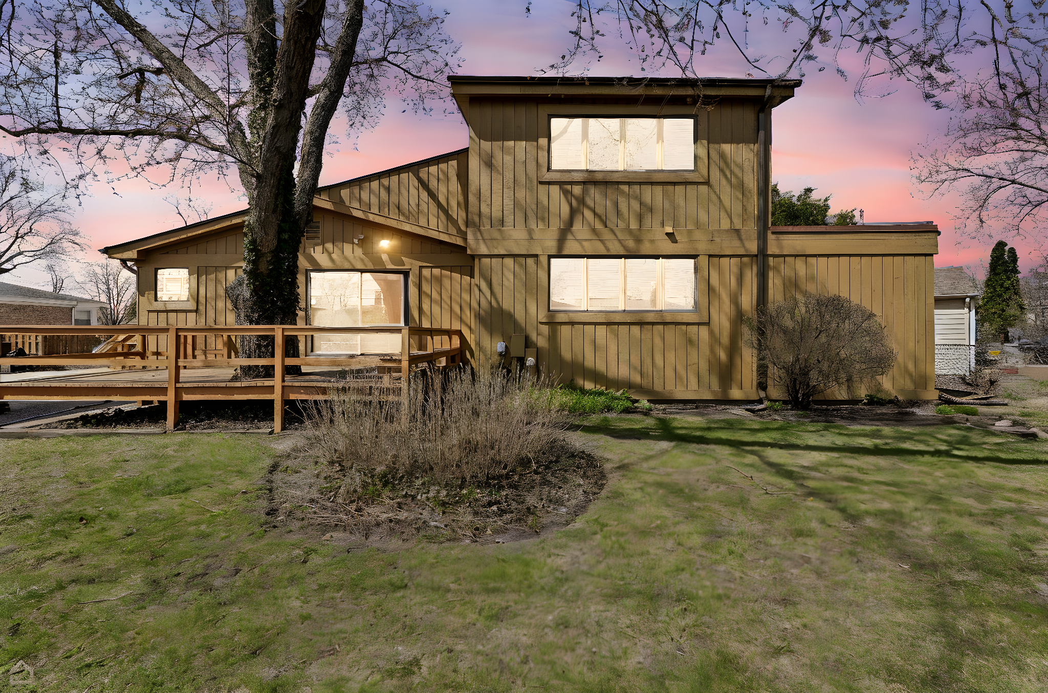 9323 Olcott_005 day to dusk