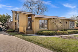 9323 Olcott_001