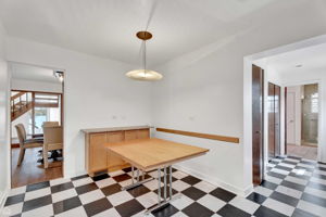 9323 Olcott_024