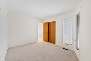 9323 Olcott_036