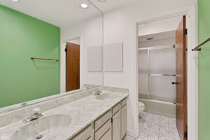 9323 Olcott_037