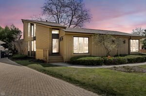 9323 Olcott_001 day to dusk