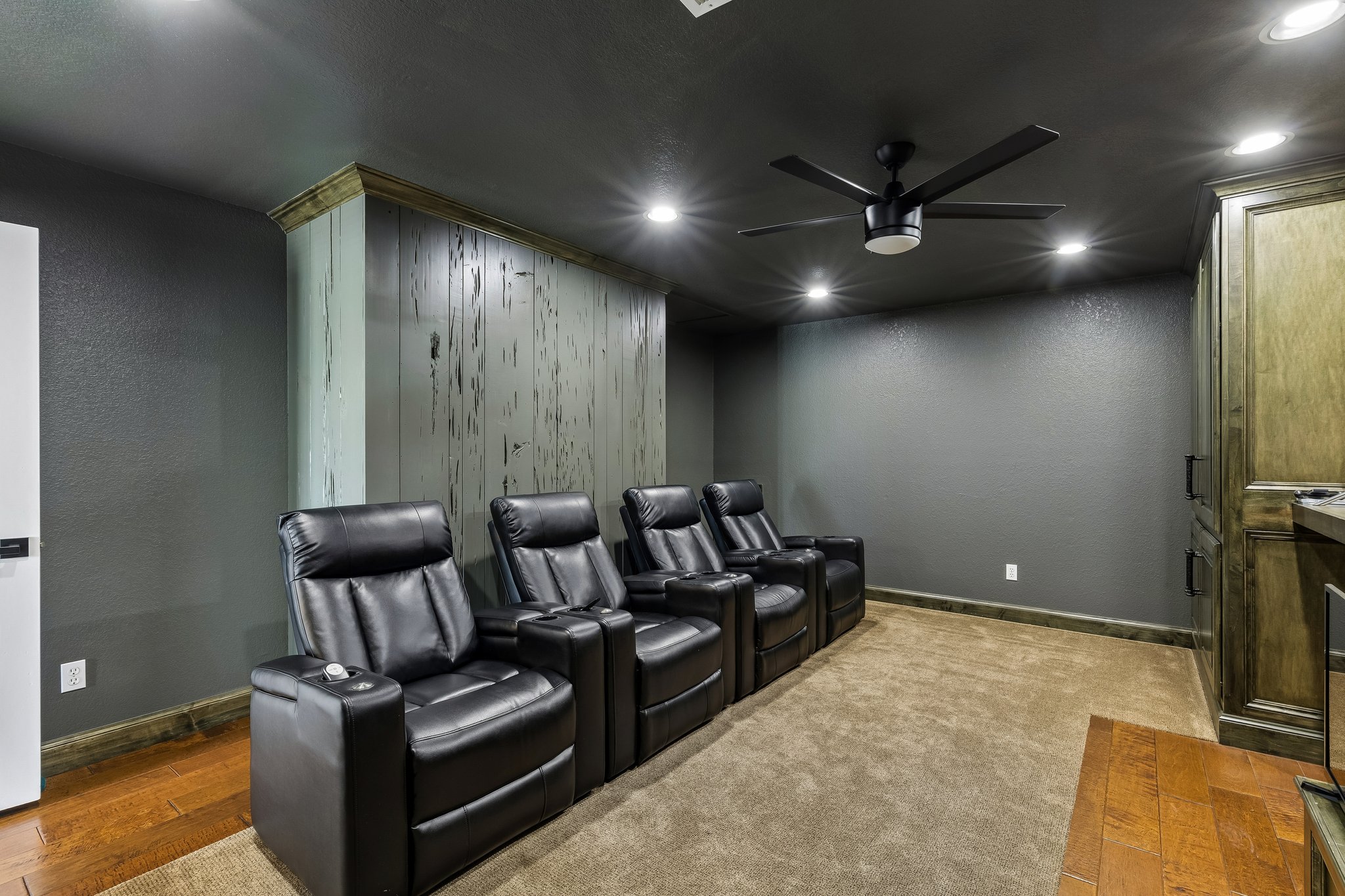 9325 E State Hwy 9_012.jpg