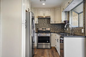 9325 Sunland Park Drive #1-19