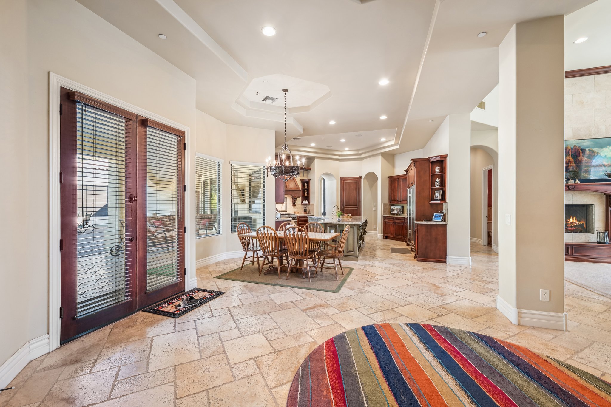 9328 N 68th Pl - 027.jpg