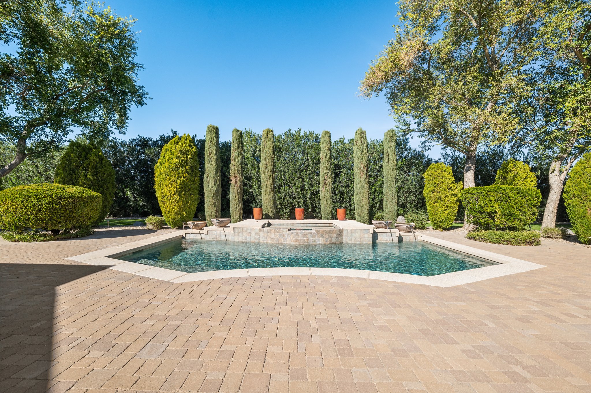 9328 N 68th Pl - 100.jpg