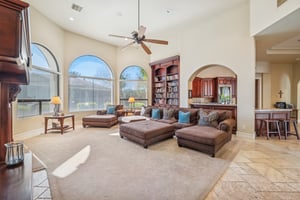 9328 N 68th Pl - 010.jpg