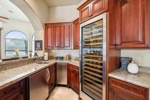 9328 N 68th Pl - 019.jpg