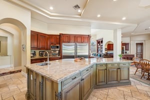 9328 N 68th Pl - 020.jpg