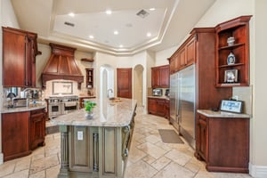 9328 N 68th Pl - 024.jpg