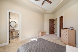 9328 N 68th Pl - 044.jpg