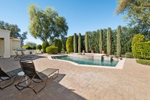 9328 N 68th Pl - 096.jpg