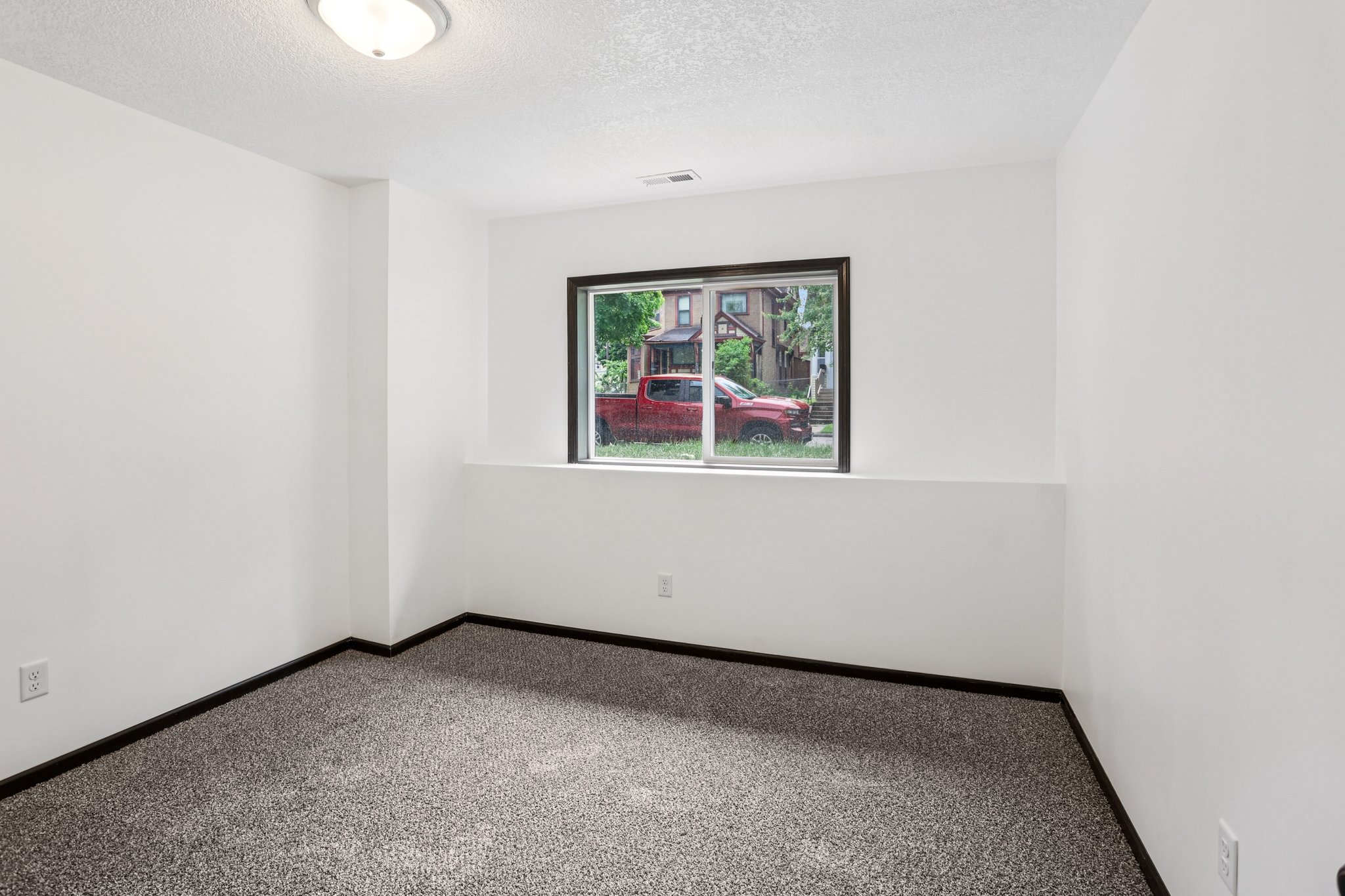 Beech St-1206-029.jpg