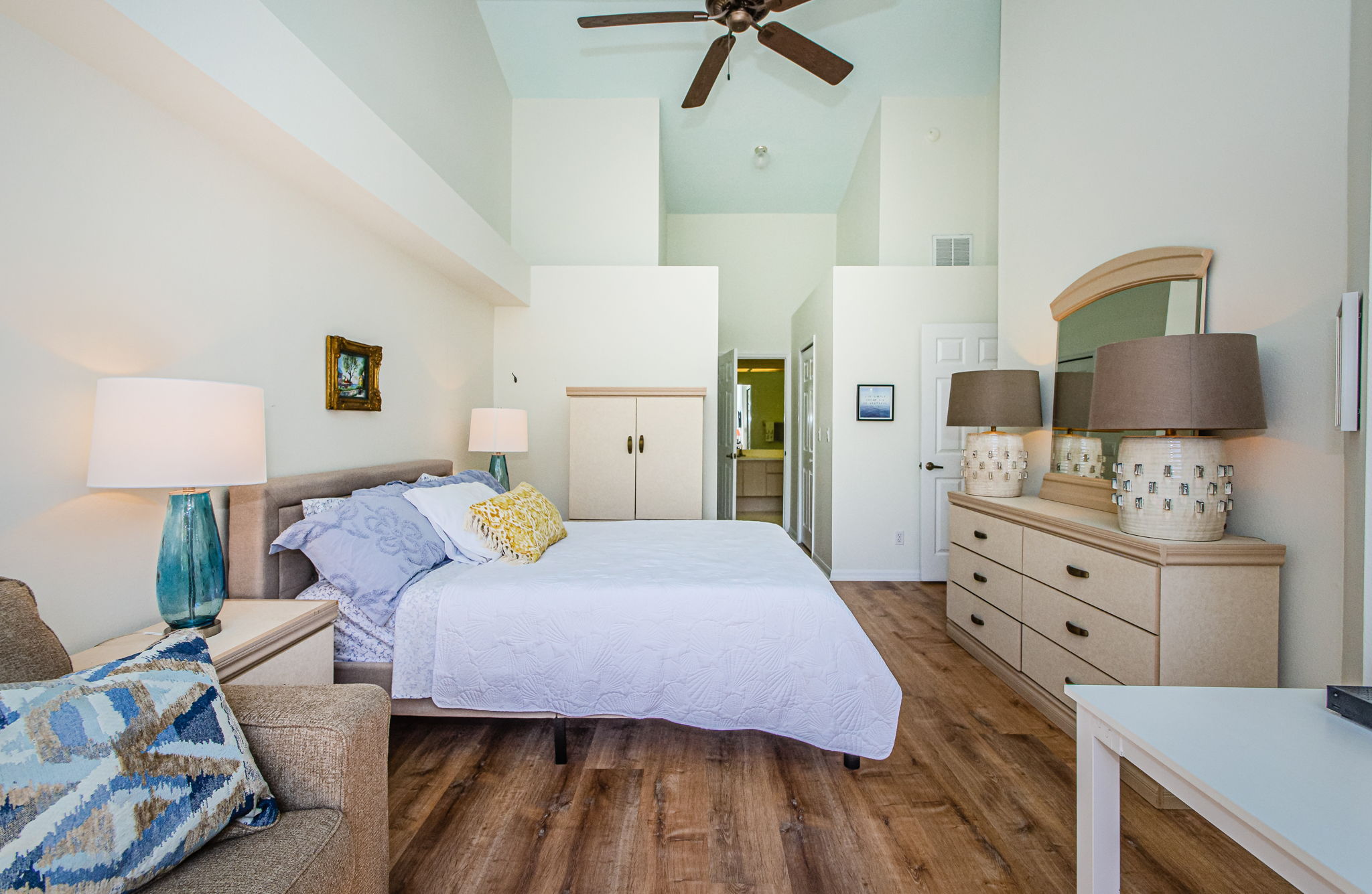Primary Bedroom 1C-2
