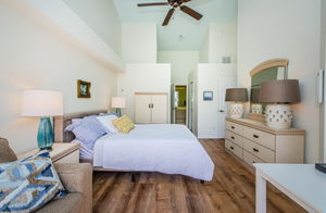 Primary Bedroom 1C-2