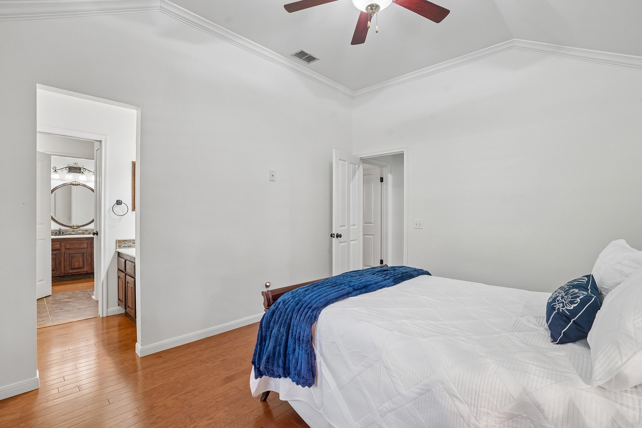 Gardenia Bend Dr-S1906-023.jpg
