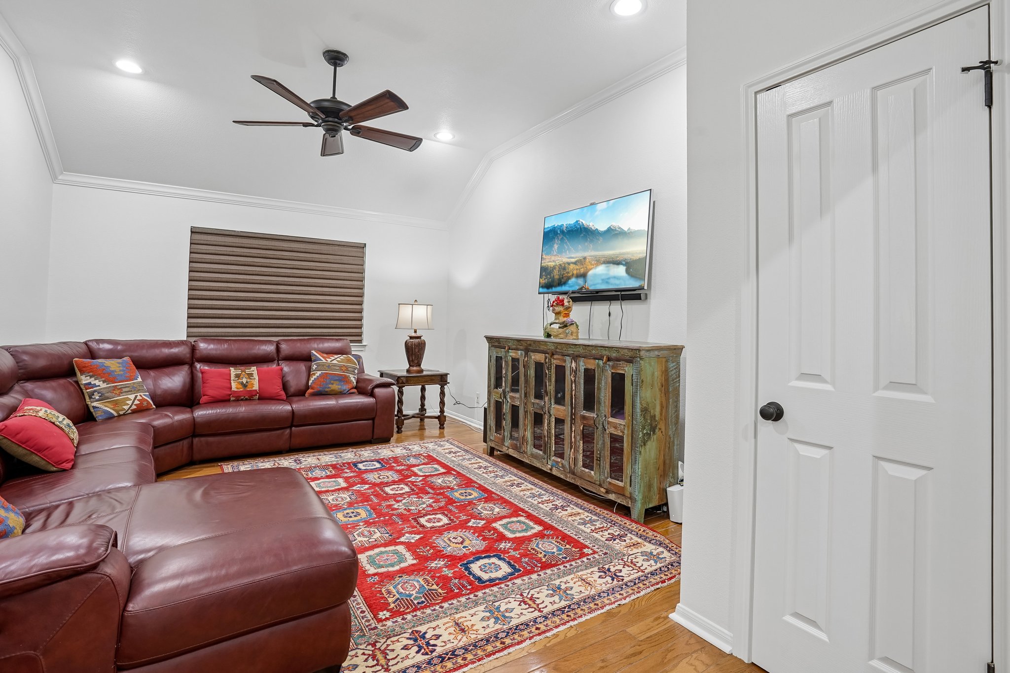 Gardenia Bend Dr-S1906-024.jpg
