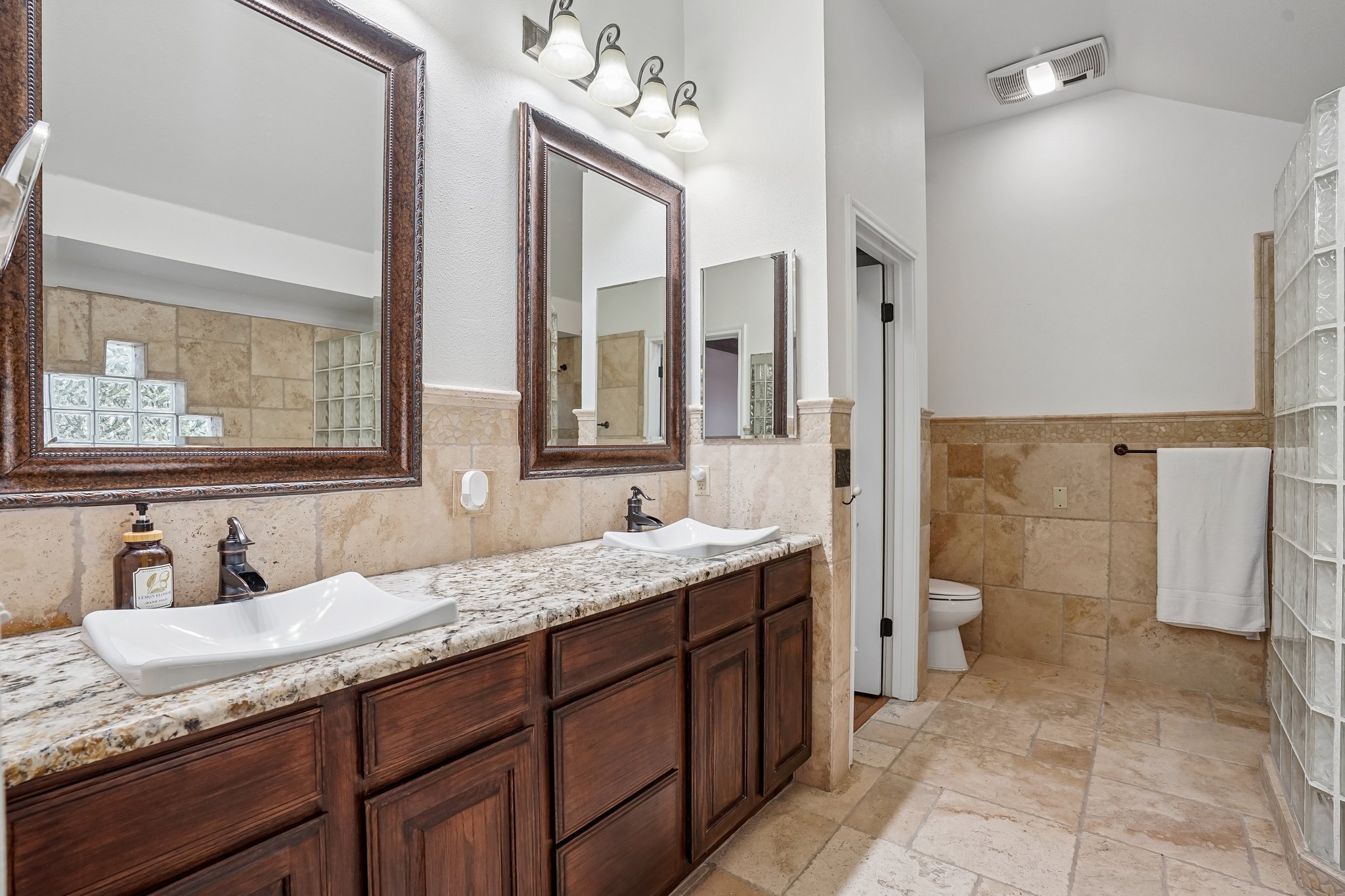 Gardenia Bend Dr-S1906-028.jpg