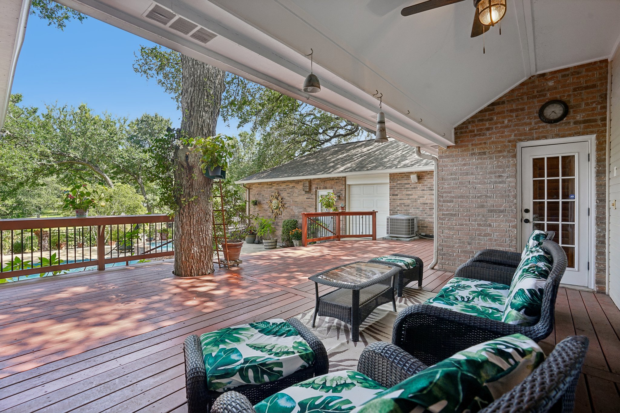 Gardenia Bend Dr-S1906-038.jpg