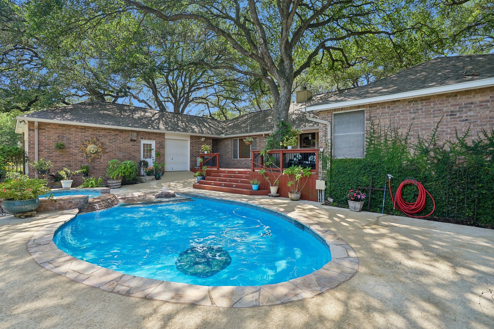 Gardenia Bend Dr-S1906-041.jpg
