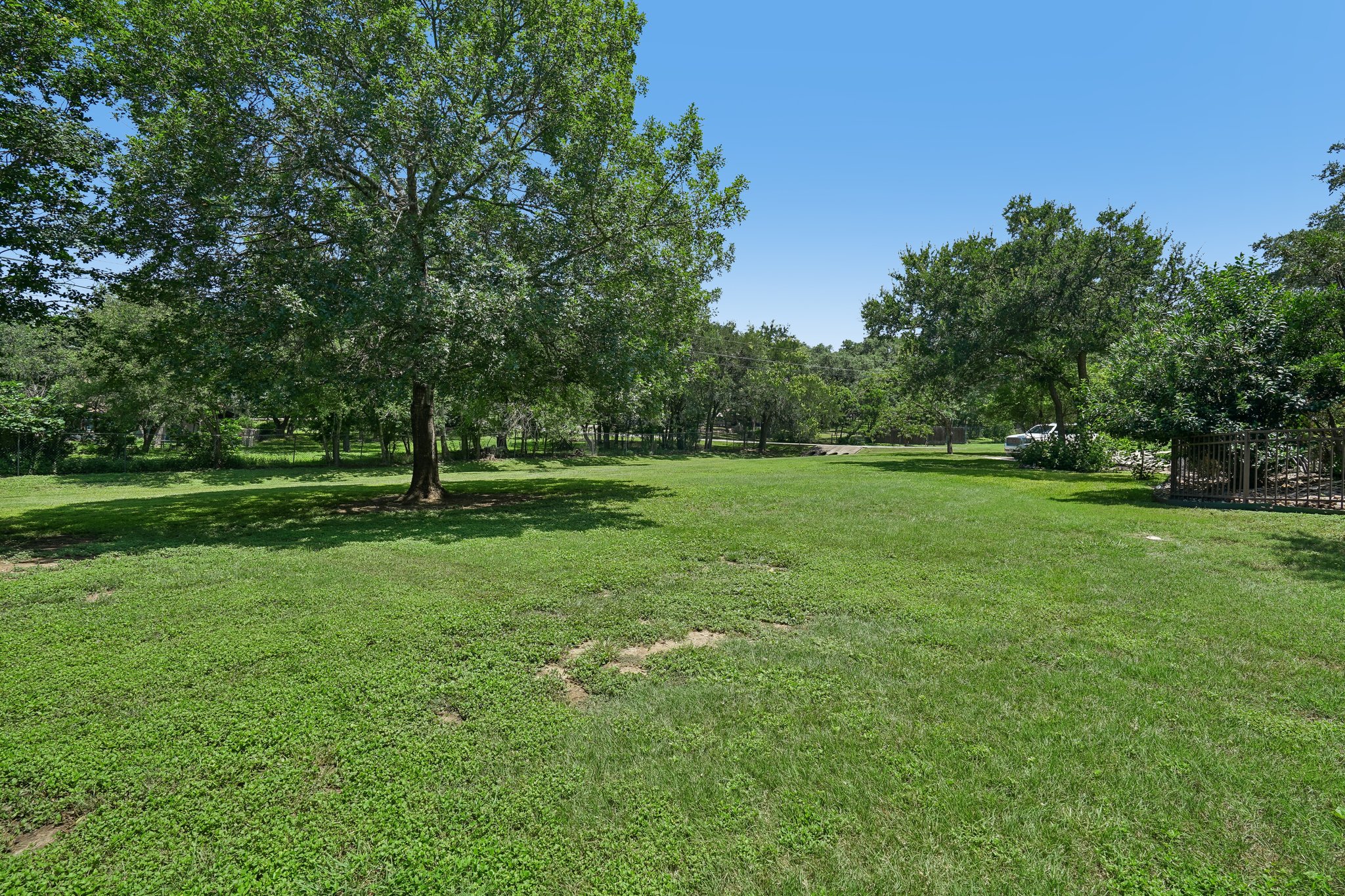 Gardenia Bend Dr-S1906-045.jpg