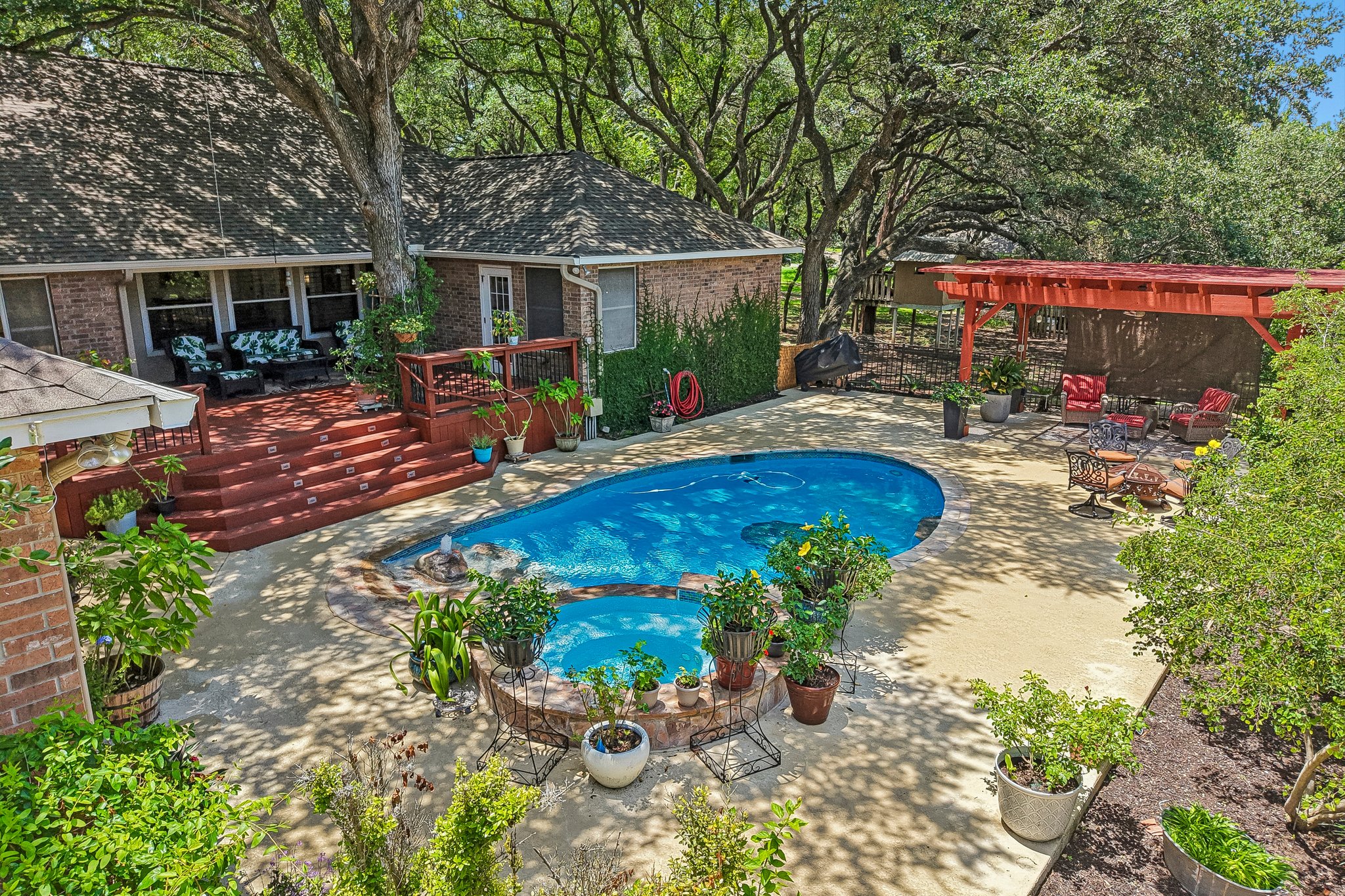 Gardenia Bend Dr-S1906-003 (2).jpg