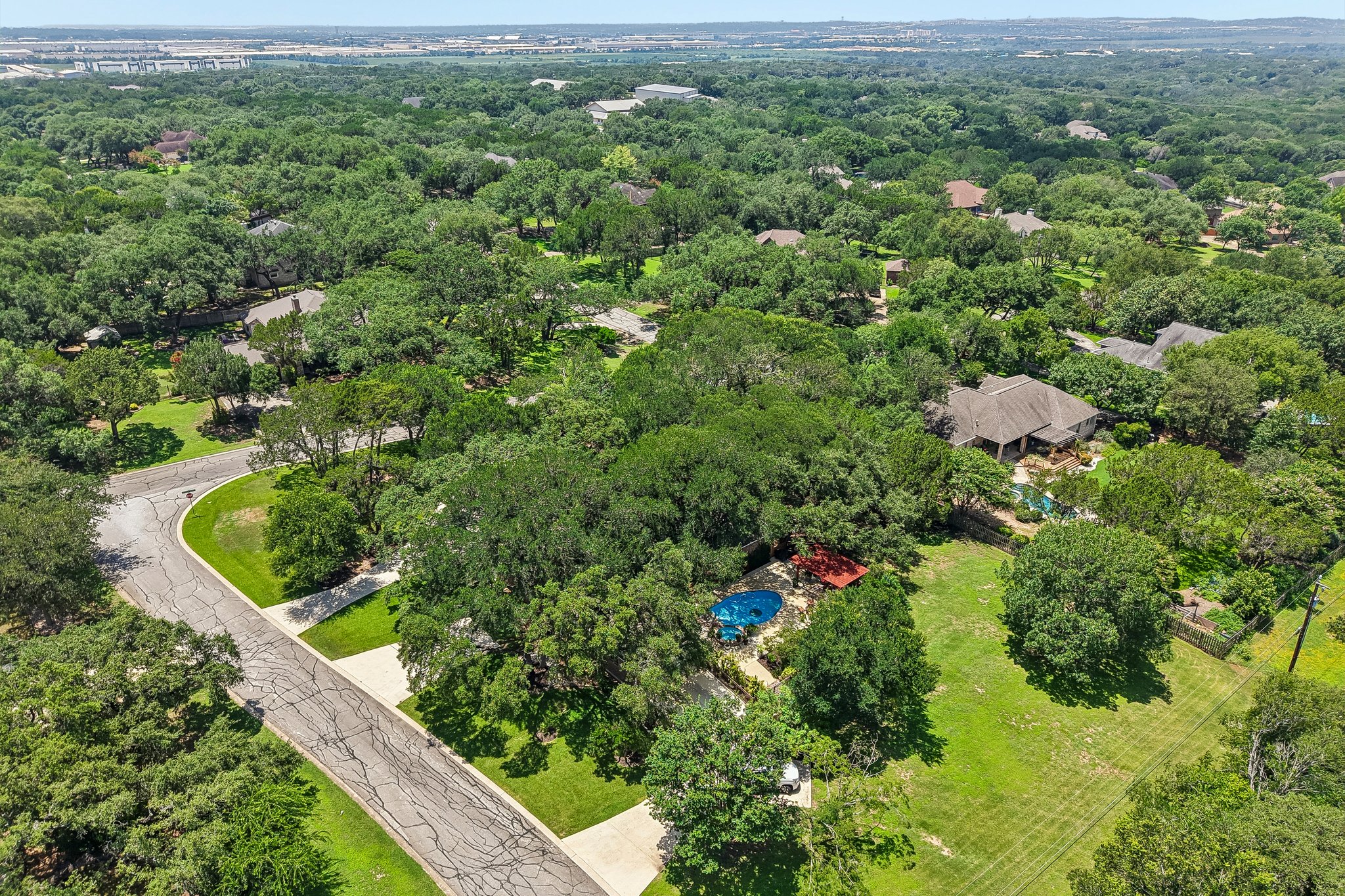 Gardenia Bend Dr-S1906-010 (2).jpg