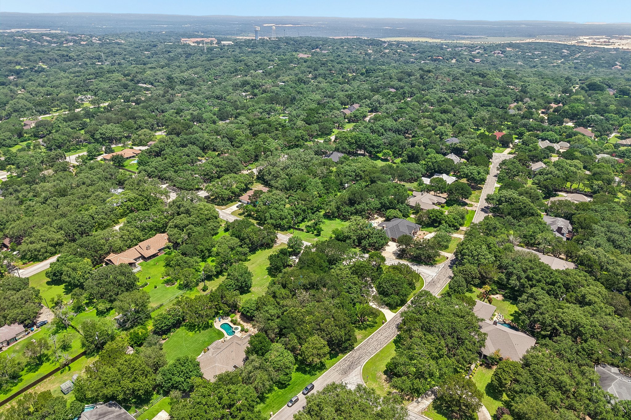 Gardenia Bend Dr-S1906-014 (2).jpg