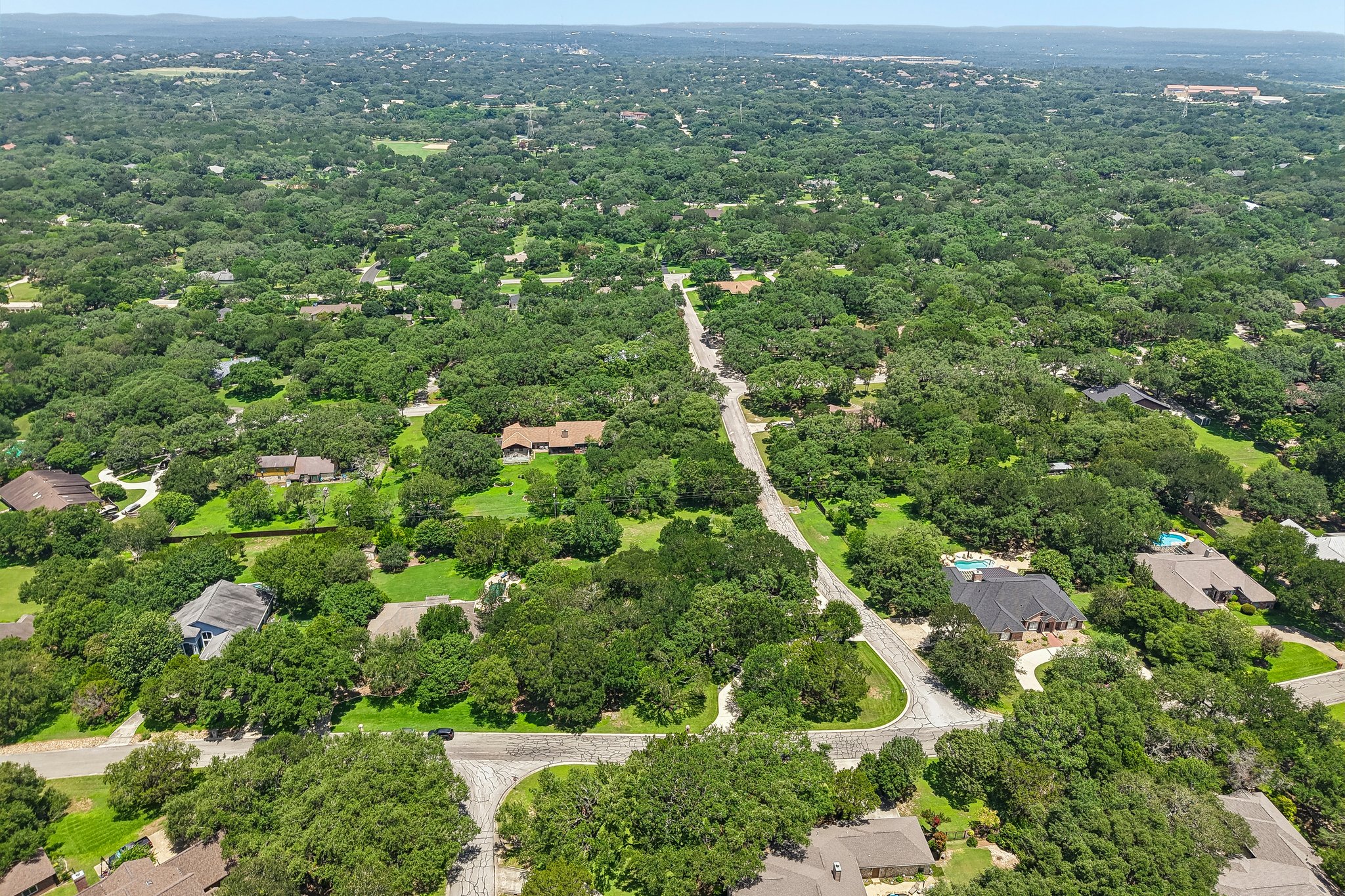Gardenia Bend Dr-S1906-015 (2).jpg