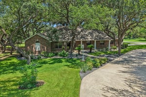 Gardenia Bend Dr-S1906-001 (2).jpg