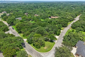 Gardenia Bend Dr-S1906-011 (2).jpg
