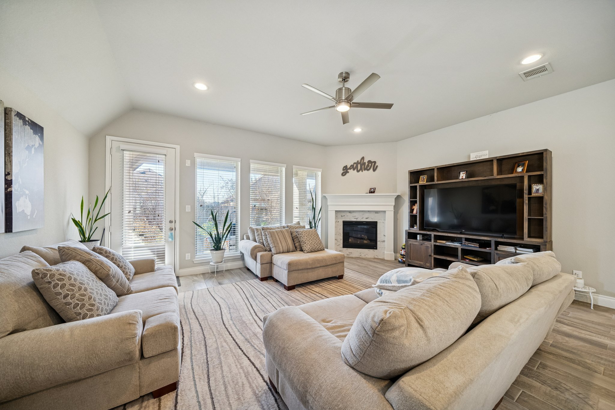 9331 Stablewood Lakes Ln, The Woodlands, TX 77375_002.jpg