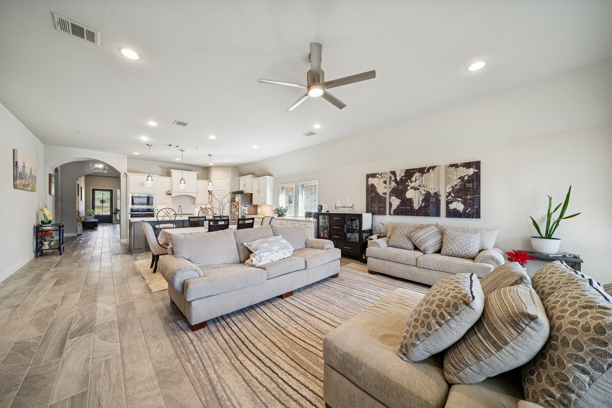 9331 Stablewood Lakes Ln, The Woodlands, TX 77375_003.jpg