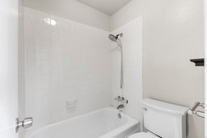  Photo 33