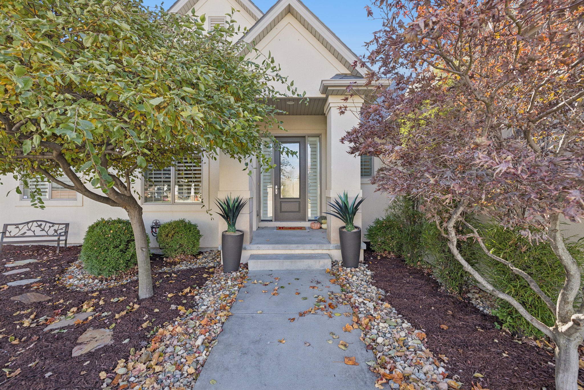 7471 - 9335 Ravenwood Ln_002.jpg