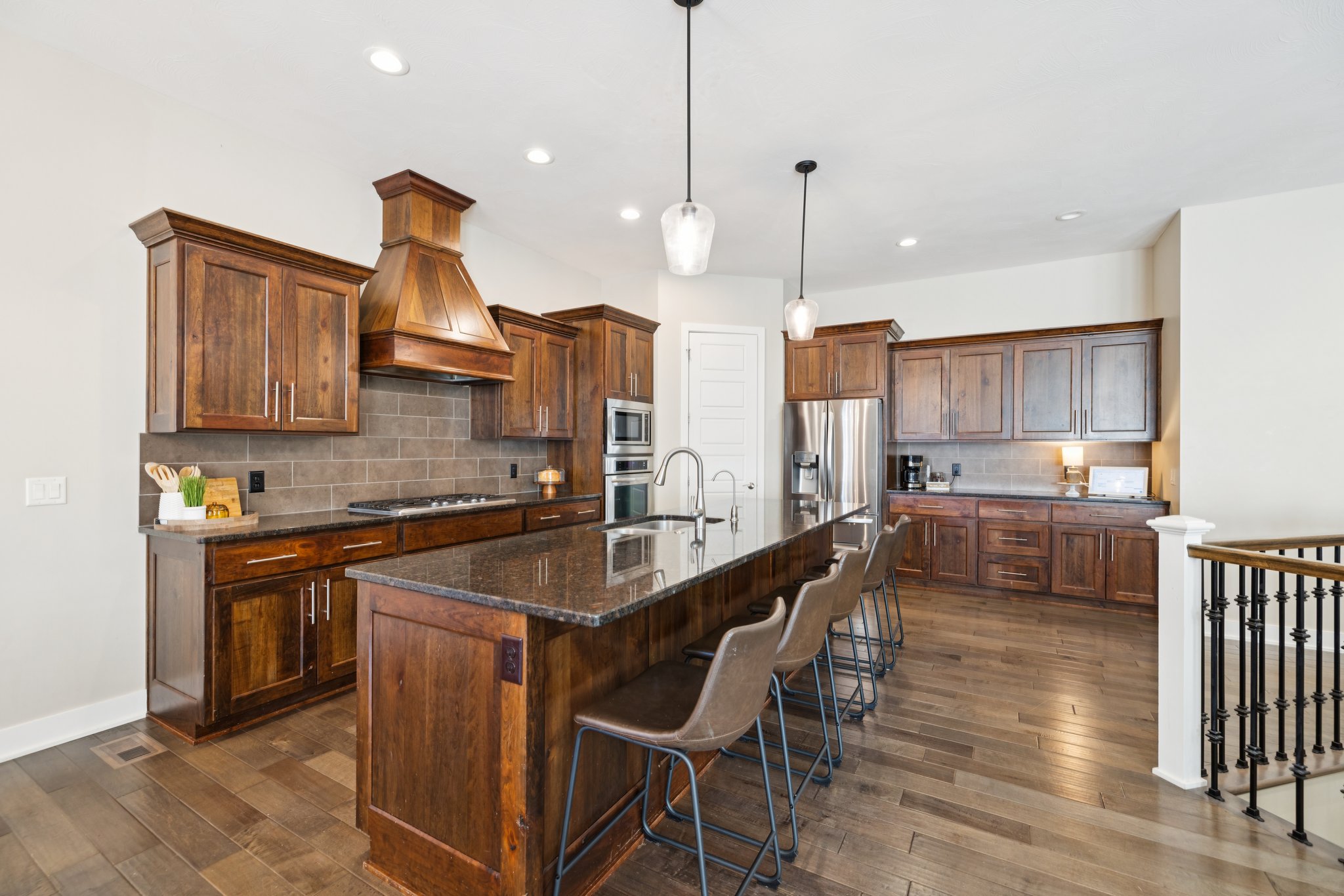 7471 - 9335 Ravenwood Ln_007.jpg