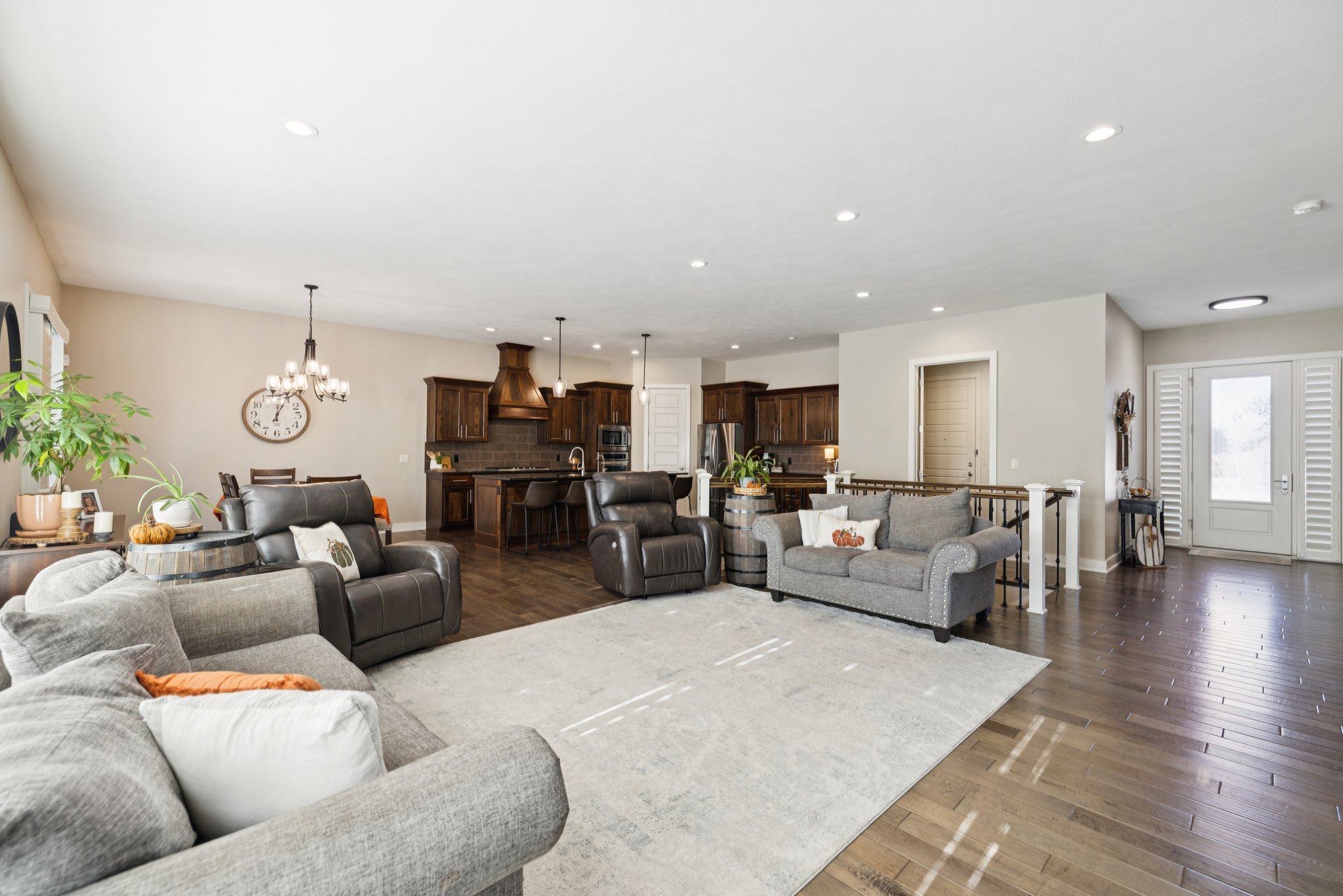 7471 - 9335 Ravenwood Ln_010.jpg