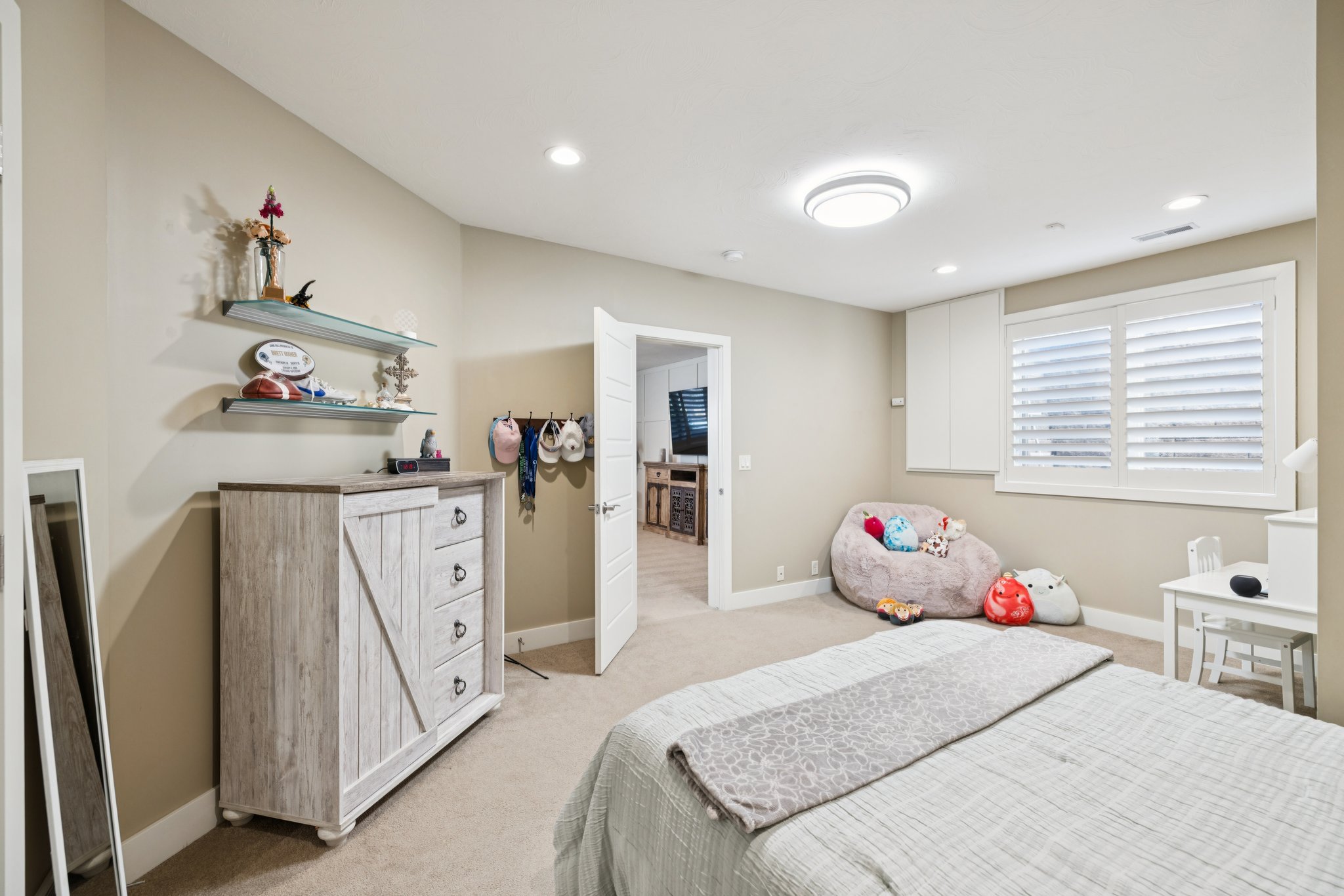 7471 - 9335 Ravenwood Ln_030.jpg