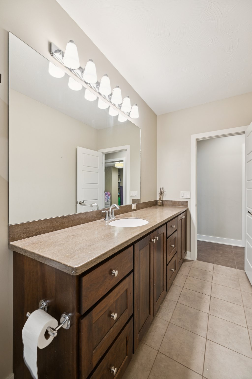 7471 - 9335 Ravenwood Ln_033.jpg