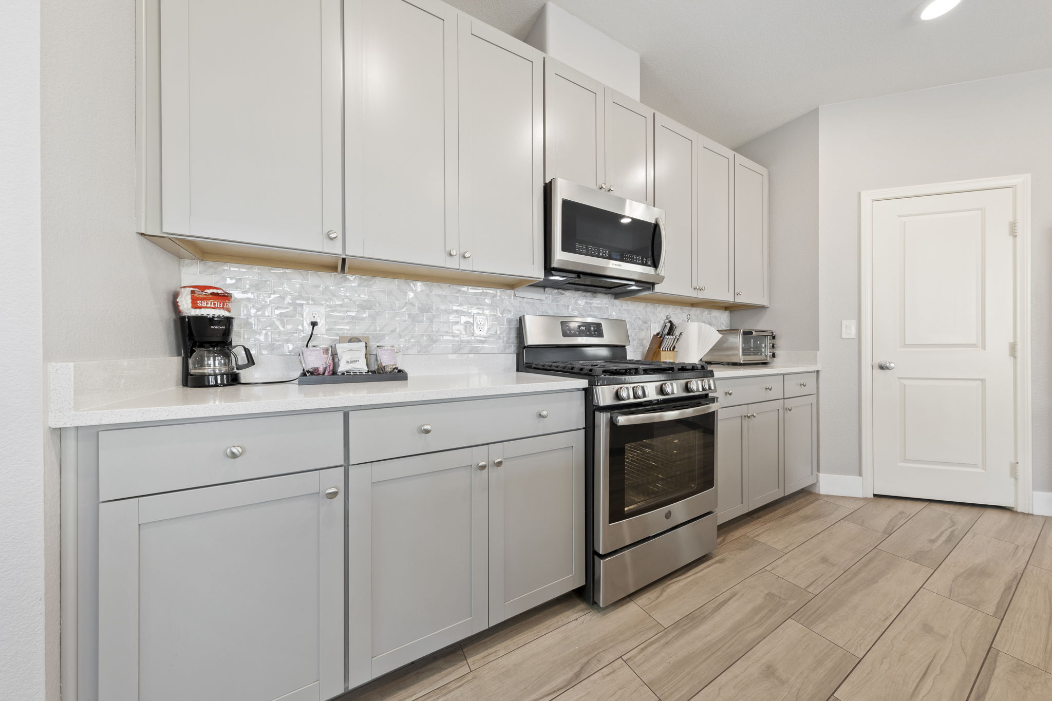 9336 Colinton Ct, Las Vegas, NV 89178, USA Photo 14