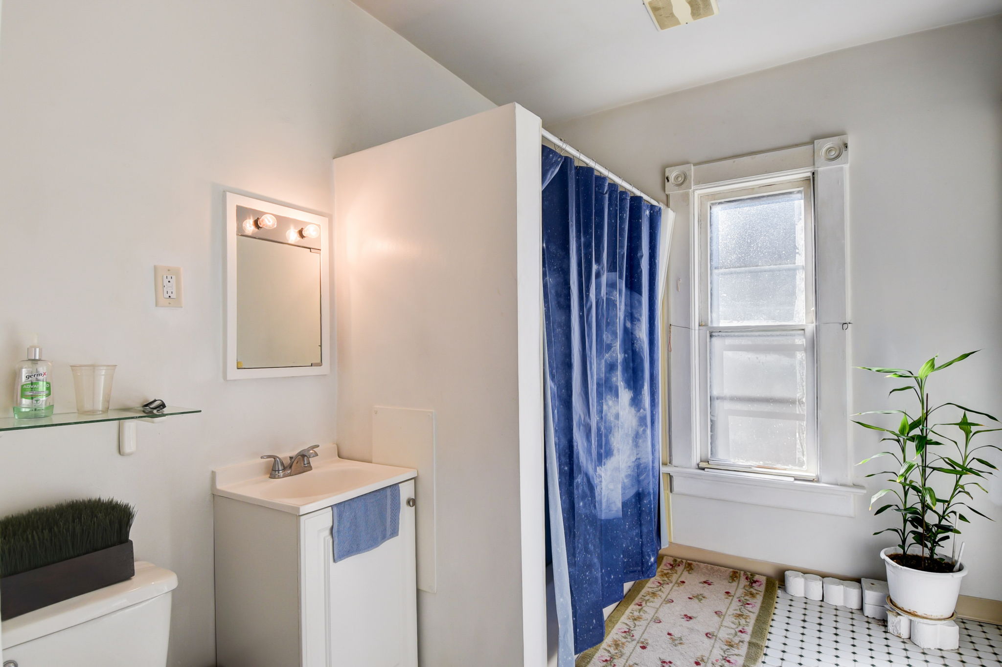 S 32nd St-024