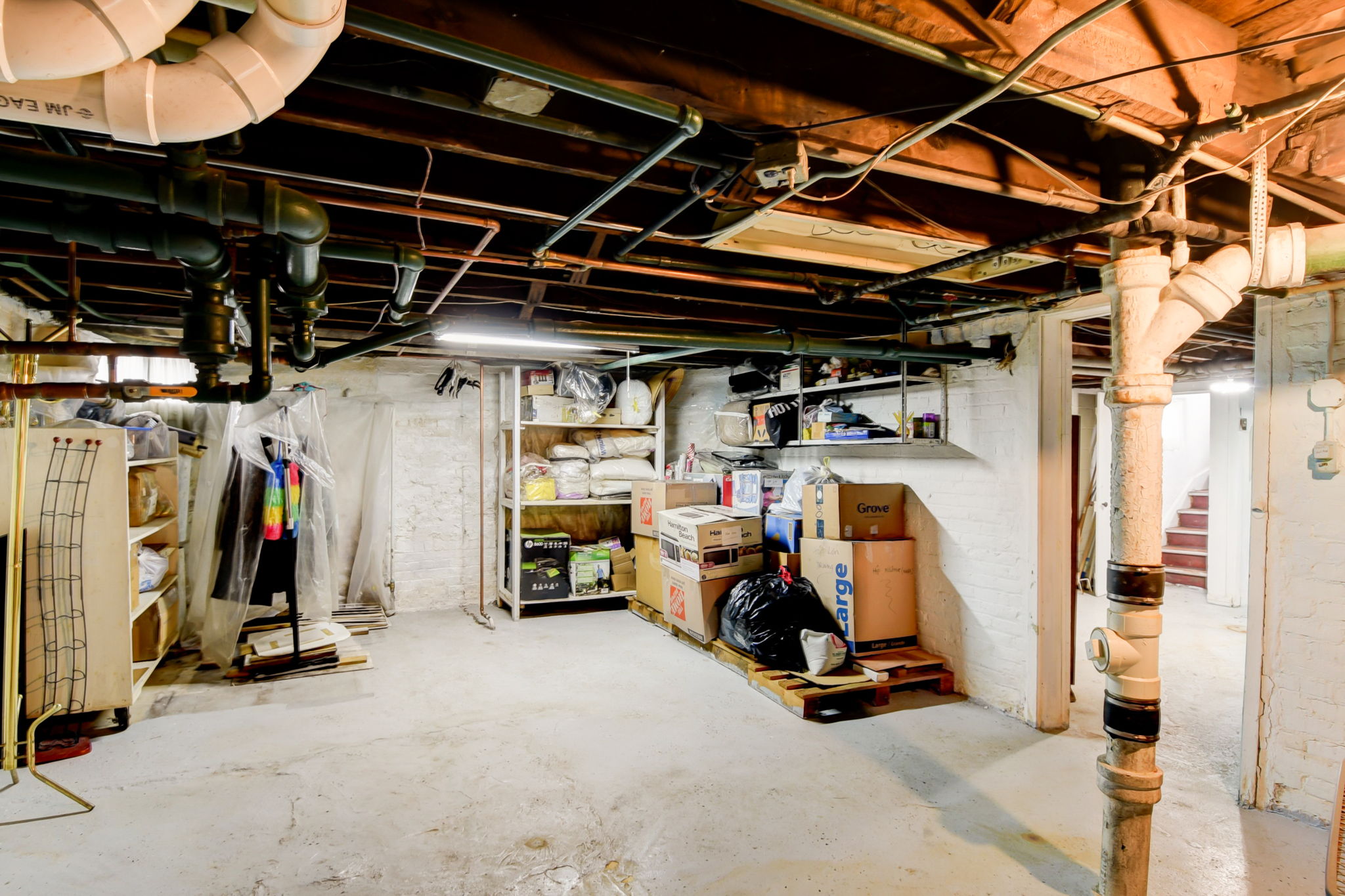 S 32nd St-035
