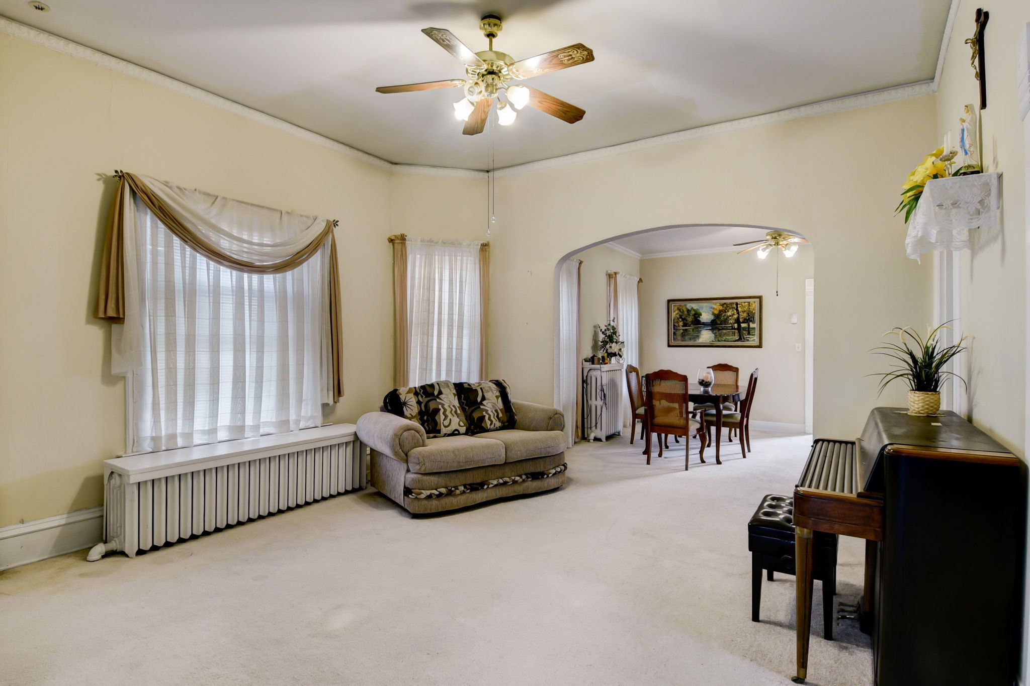 S 32nd St-009