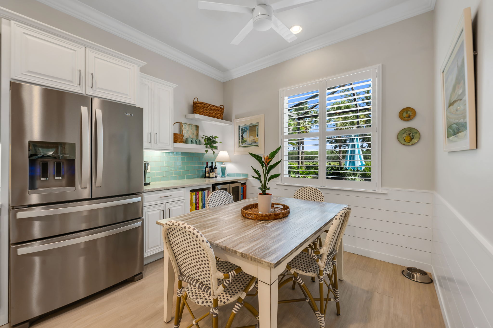 Eat in Kitchen