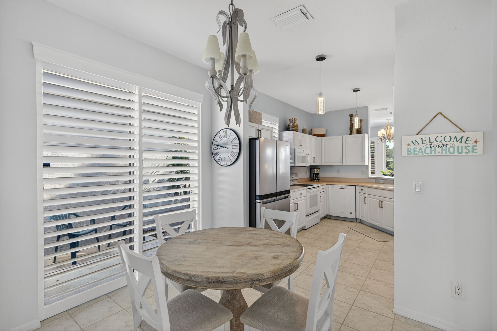 Breakfast Nook 2 of 2