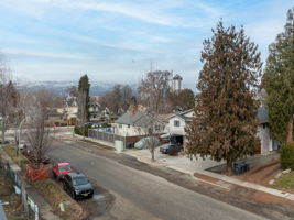  Photo 37